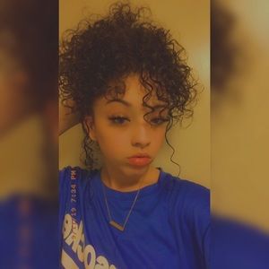 Meet your Posher, Dariana